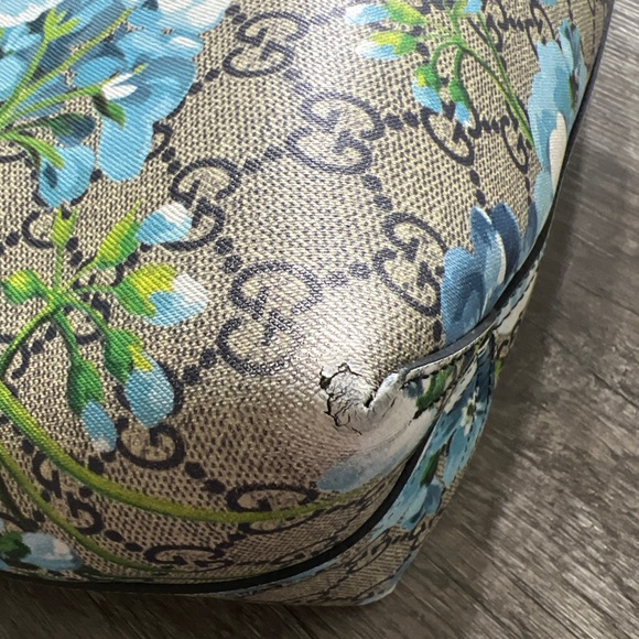 Gucci Reversible GG Supreme Coated Canvas - Blue Blooms - Picture 9 of 11